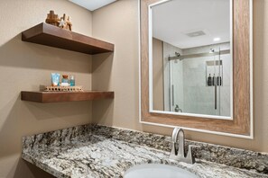 Shower, hair dryer, towels - Steps to Kamaole III | Maui 2BR Condo (Kihei)
