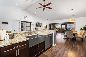 Fridge, microwave, oven, stovetop - 🏖️Private Luxury Home at Waikoloa Beach Resort | Pool, Outdoor TV, Sleeps 8 (Waikoloa)