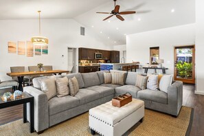 Smart TV - 🏖️Private Luxury Home at Waikoloa Beach Resort | Pool, Outdoor TV, Sleeps 8 (Waikoloa)