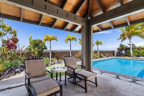 Pool - 🏖️Private Luxury Home at Waikoloa Beach Resort | Pool, Outdoor TV, Sleeps 8 (Waikoloa)
