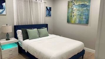 Bügeleisen/Bügelbrett, WLAN, Bettwäsche