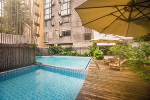 Seasonal outdoor pool