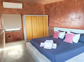 Internet, bed sheets - Ideal cottage to rest with the family very close to the sea, one pet is accepted. (El Sargento)