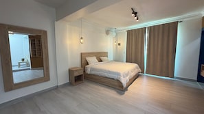 WiFi, bed sheets