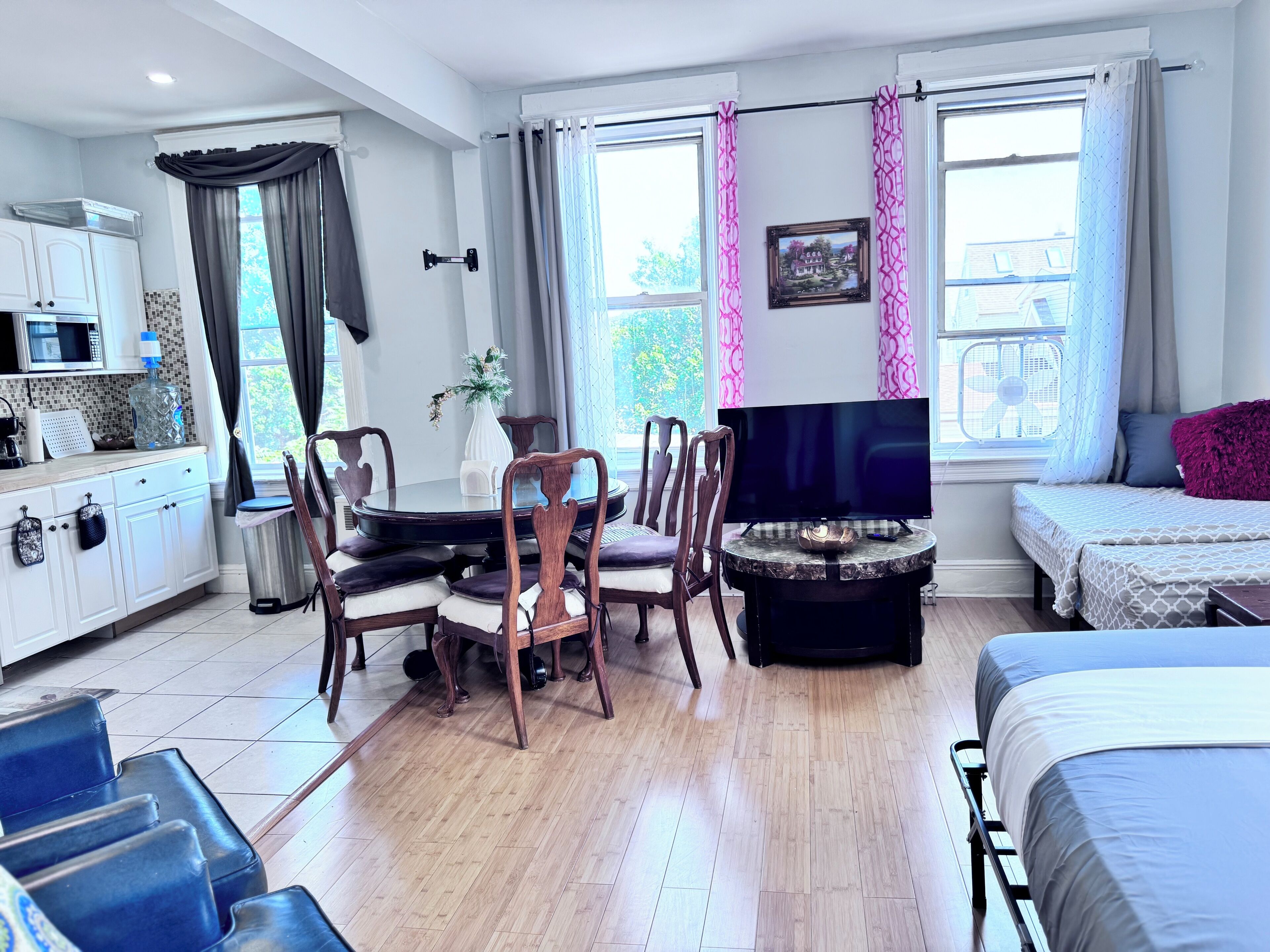 3 Schlafzimmer, Zimmersafe, Schreibtisch, Bügeleisen/Bügelbrett