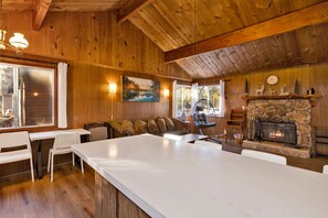 Interior - Bernhardt Brown Bungalow at Big Bear | Cozy | Foosball | Family Retreat | Minutes to Activities (Big Bear City)