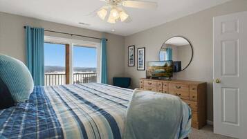 Free WiFi, wheelchair access