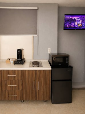 Geladeira, cooktop, liquidificador