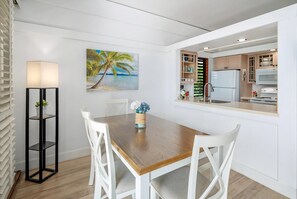 Dining - Kiahuna Plantation Resort 307 Royal Garden 1 BD (Koloa)