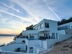 House - Vacation home Sun by Interhome (Omiš)