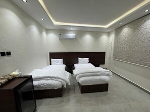 14 bedrooms, free WiFi, wheelchair access