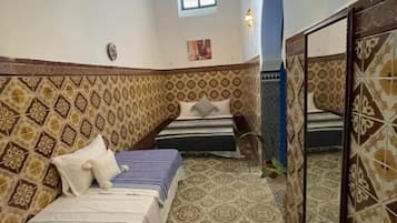 Chambre Quadruple | Wi-Fi gratuit