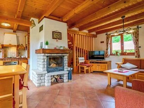 TV - Chalet Relax by Interhome (Fužine)