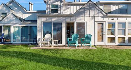 Mallard Lakes condo w/community pool, hot tub, tennis & basketball court