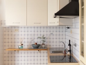 Fridge - One-bedroom apartment n° 3 (Lacona)