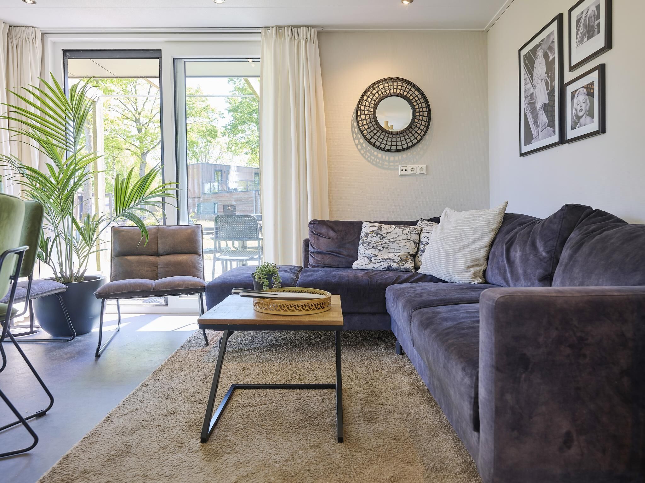 Spacious 8-person House On Child-friendly Park - Tilburg