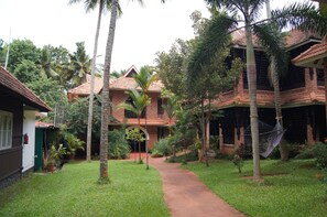 Exterior - God's Own Country Ayurvedic Resort (Kovalam)