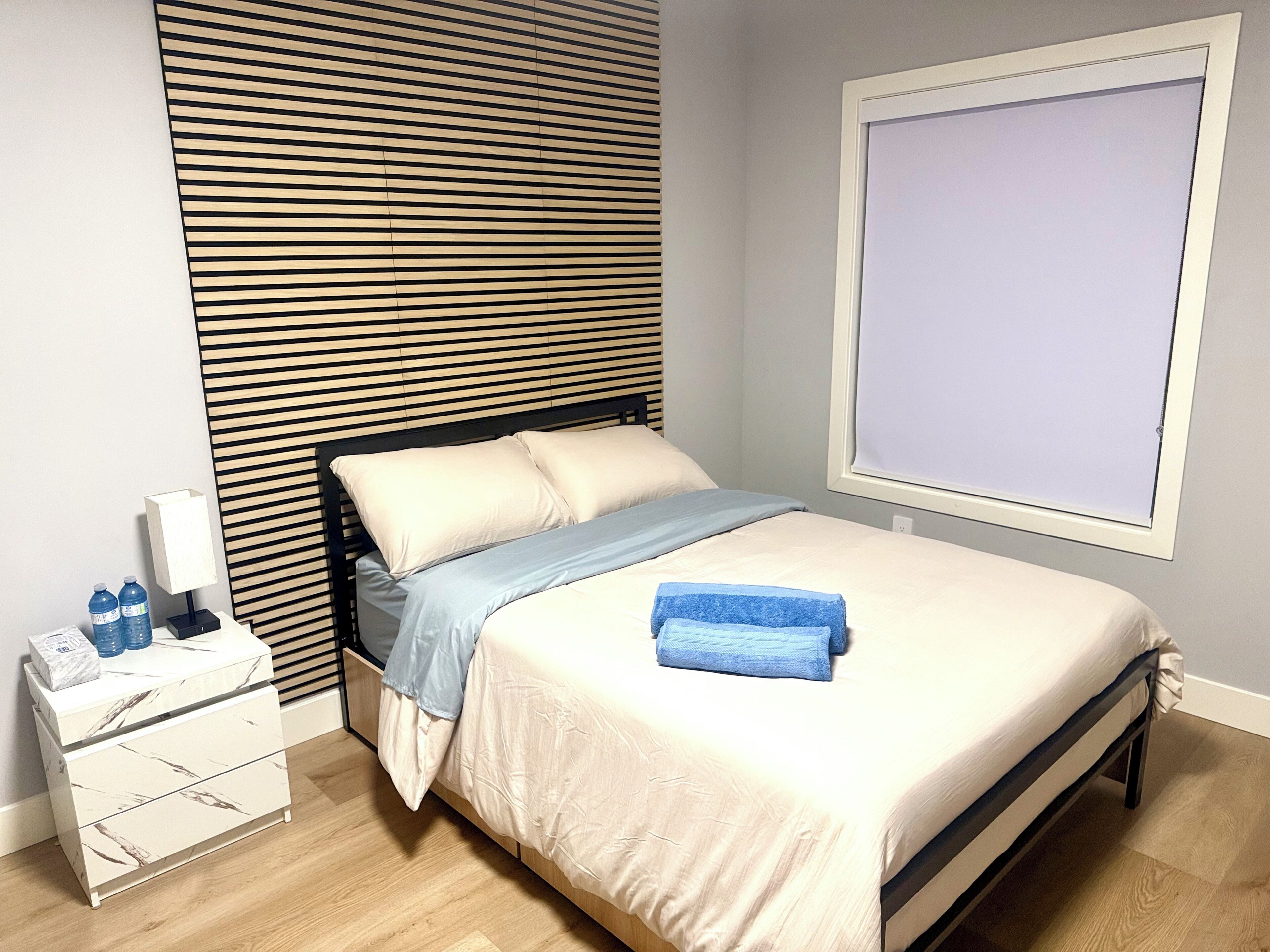 3 chambres, fer et planche à repasser, Wi-Fi gratuit, draps fournis