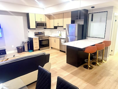 Cozy home in a stylish Modern Townhouse with private washroom - 3 bed 3 bath