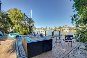 Terrace/patio - Waterside Retreat! Boutique Condo in Madeira Beach (Madeira Beach)