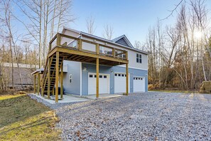 Exterior - Peaceful Retreat w/ Hot Tub Near Lake Barkley! (Cadiz)