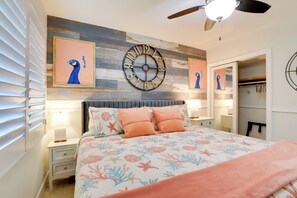 2 bedrooms, iron/ironing board, Internet, bed sheets - 1 Block to John's Pass: Condo w/ Shared Dock! (Madeira Beach)