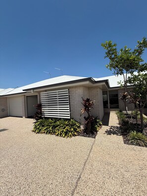 Exterior - Your modern escape in Glenvale (Glenvale)