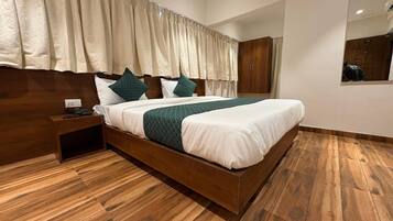 Family Room | Free WiFi
