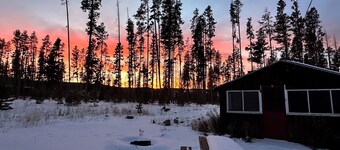 Cabin #6 Perfect 1-bedroom rustic cabin in Gould for a cozy getaway