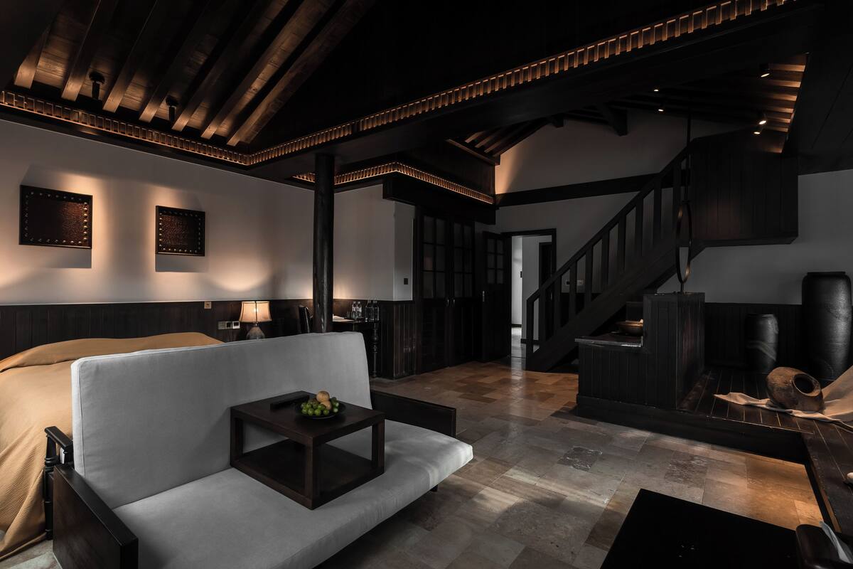 Luxe suite, uitzicht op de stad | Lakens van Egyptisch katoen, luxe beddengoed, donsdekens, een minibar