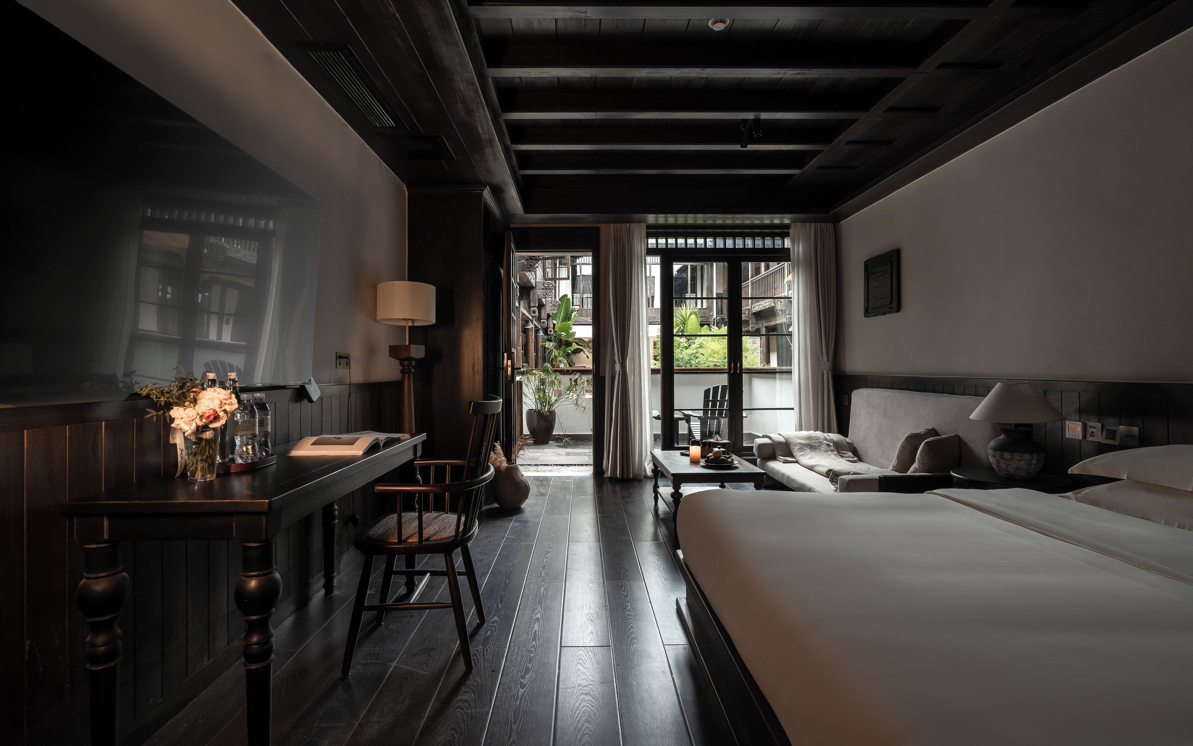 Habitación doble exclusiva, vista al jardín | Sábanas de algodón egipcio, ropa de cama de alta calidad y edredón 