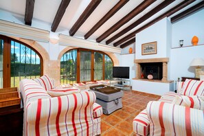 TV, fireplace, ping pong - Casa Danesa - Javea, Costa Blanca (Javea)