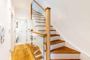 Interior - Stylish Kensington Home & Roof Terrace (London)