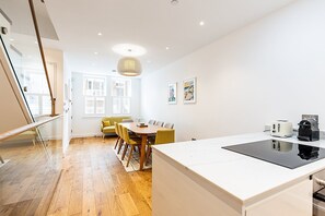Interior - Stylish Kensington Home & Roof Terrace (London)