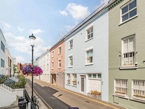 Exterior - Stylish Kensington Home & Roof Terrace (London)