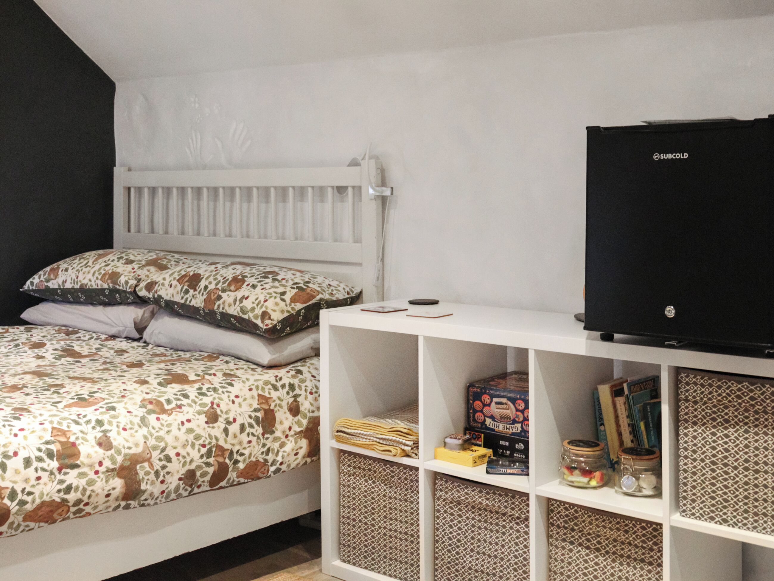 Double bedroom | Maids Cottage - Garn Madoc Holidays, Fishguard