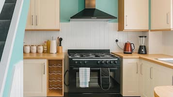 Dishwasher, high chair