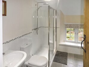 Towels - 3 bedroom accommodation in Parracombe (Parracombe)