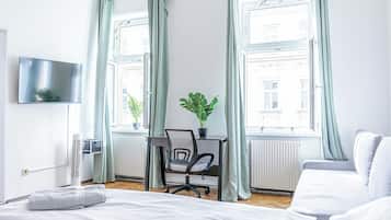 Departamento básico | Tabla de planchar con plancha y wifi gratis