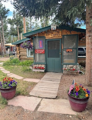 Exterior - Cabin #5 Serene 2-bedroom rustic cabin in Gould, perfect for a peaceful getaway. (Walden)