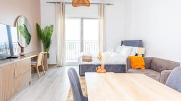 Apartment, Balcony, Canal View | Living area | TV