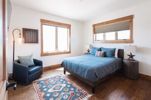 2 slaapkamers, een strijkplank/strijkijzer, wifi, beddengoed