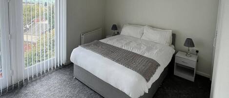 1 bedroom, iron/ironing board, Internet