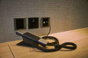 Miscellaneous - M plus (Kowloon)