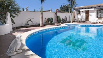 House | Pool | Outdoor pool