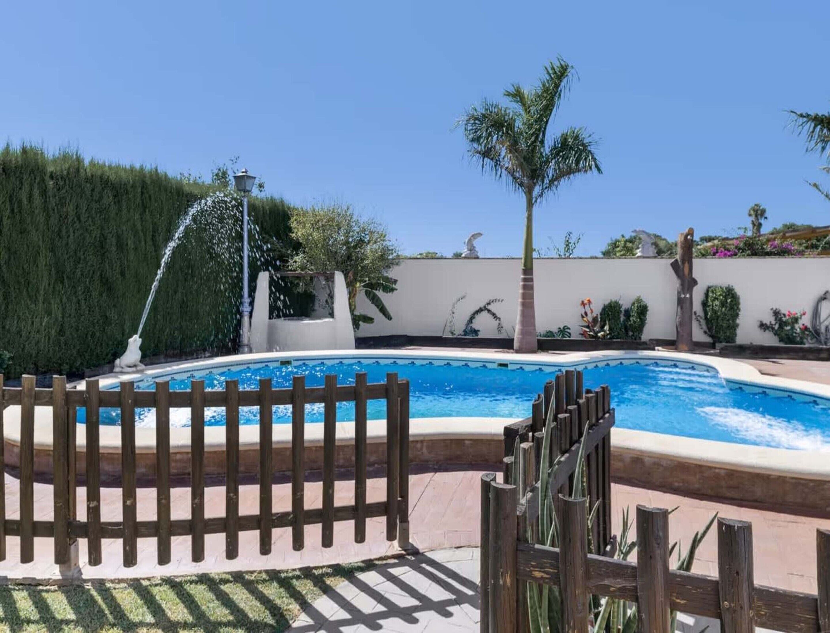 House | Pool | Outdoor pool