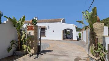 House | Property grounds