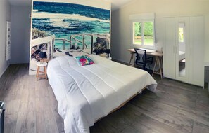 Bügeleisen/Bügelbrett, Reisekinderbett, kostenloses WLAN