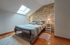 3 bedrooms, iron/ironing board, travel cot, free WiFi - Charmante maison à la campagne (Saint-Gourson)