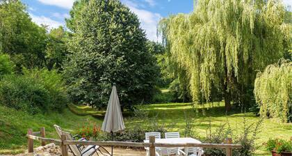 2 bedroom stunning home in Nanteuil-en-Vallée